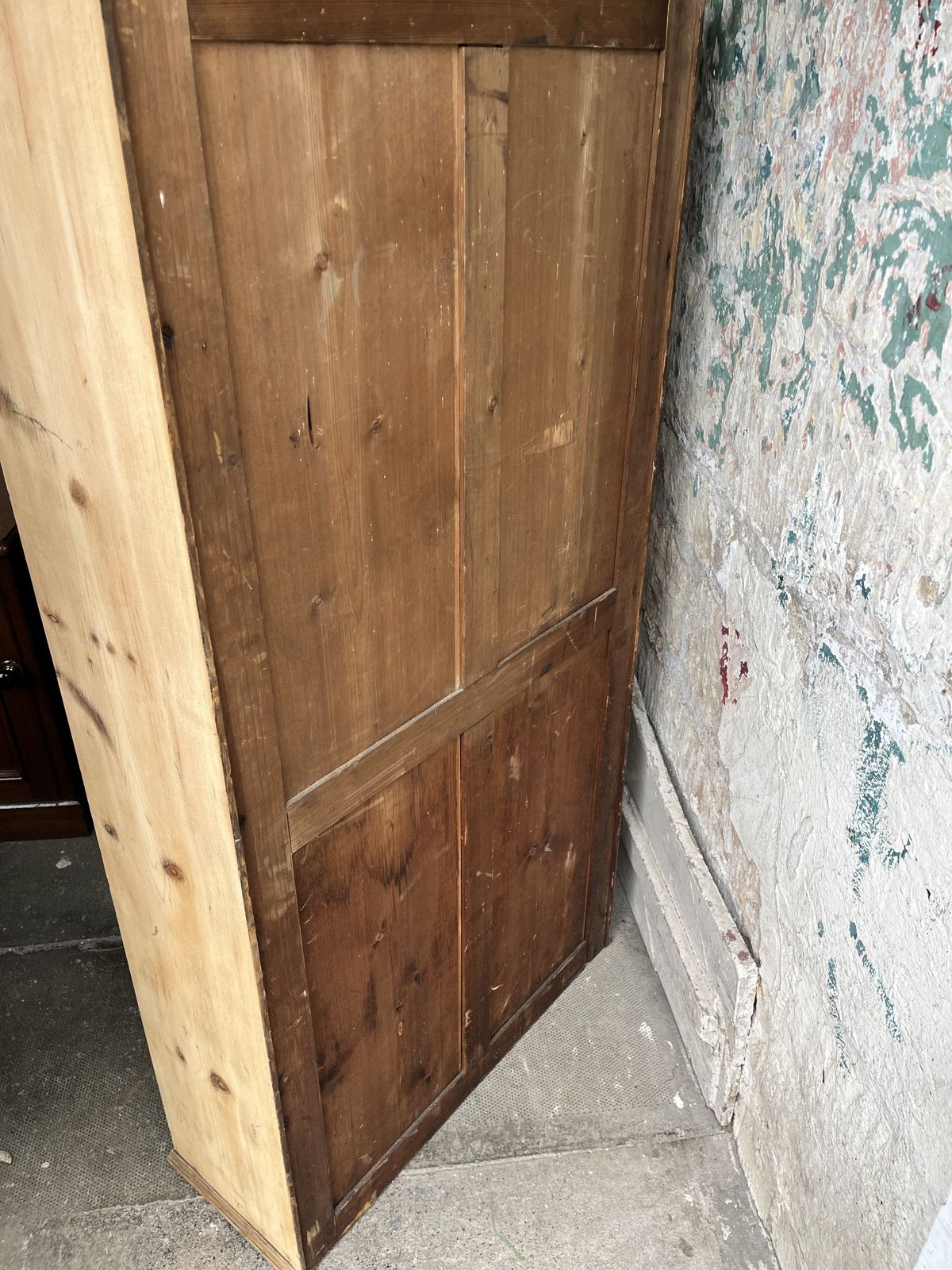 photo vintage Victorian Pine Display Cabinet