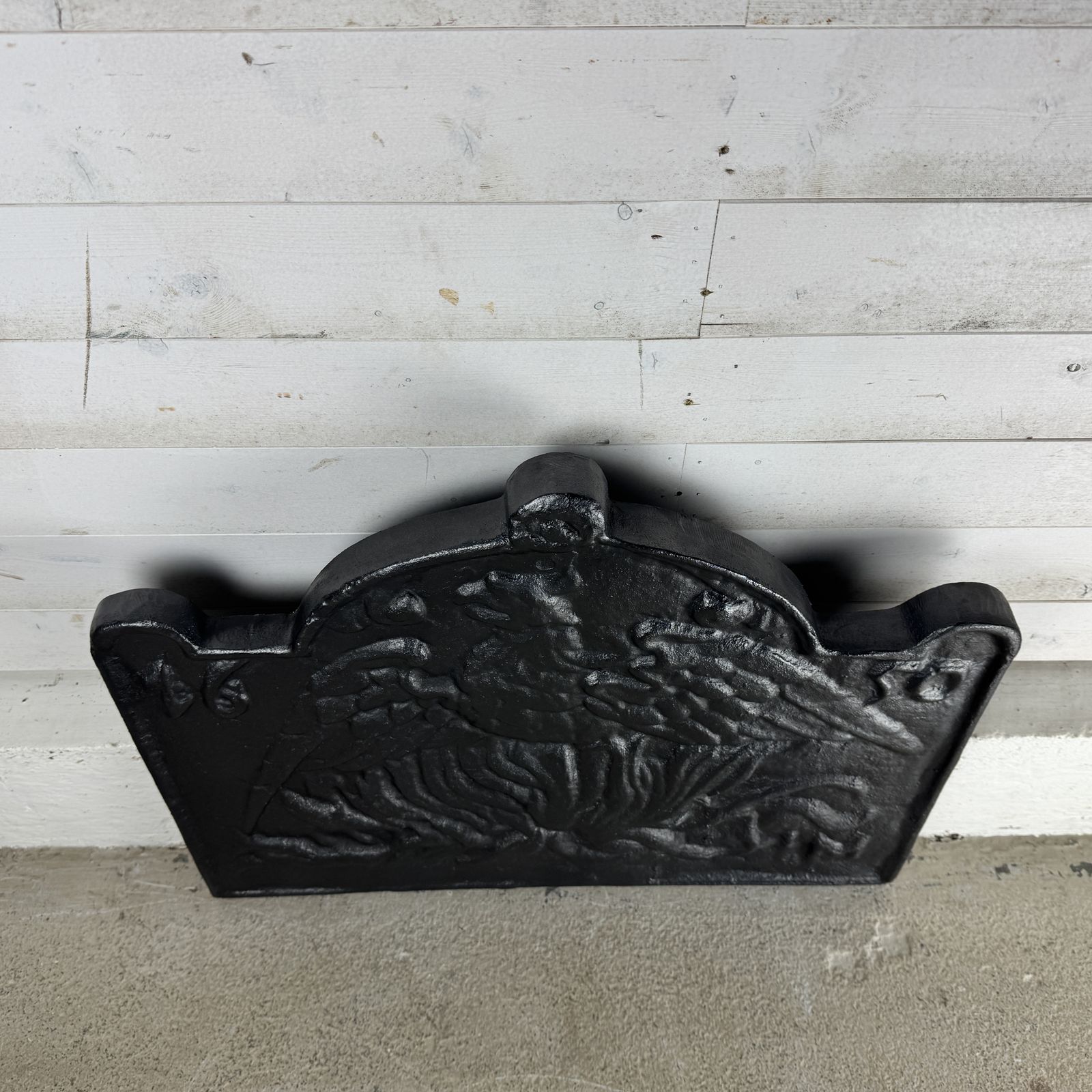 Reclaimed Cast Iron Fire Back With Phoenix Design photo 475.0