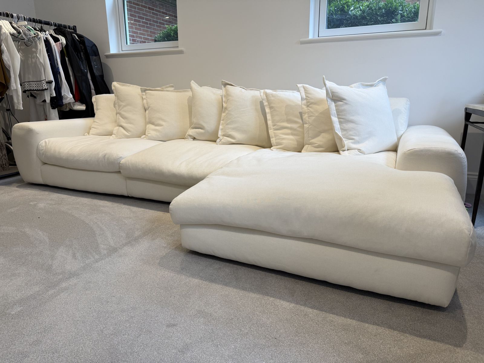 Upholstered White Modular Shape Sofa photo 1500.0
