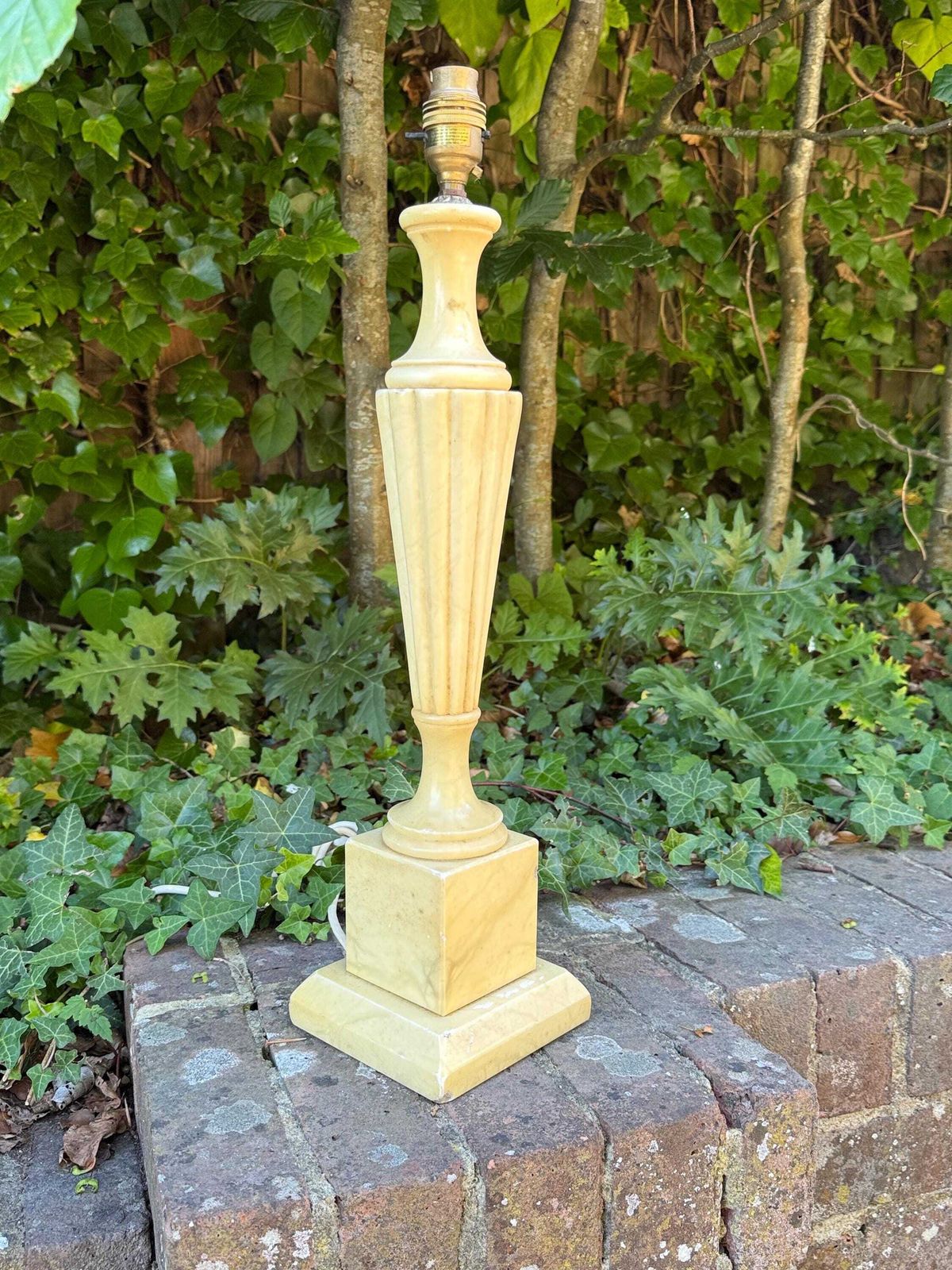 Tall Vintage Alabaster Table Lamp – Mid Century Classical Statement Lighting   Working And Pat Tested, 52cm Tall photo Lighting