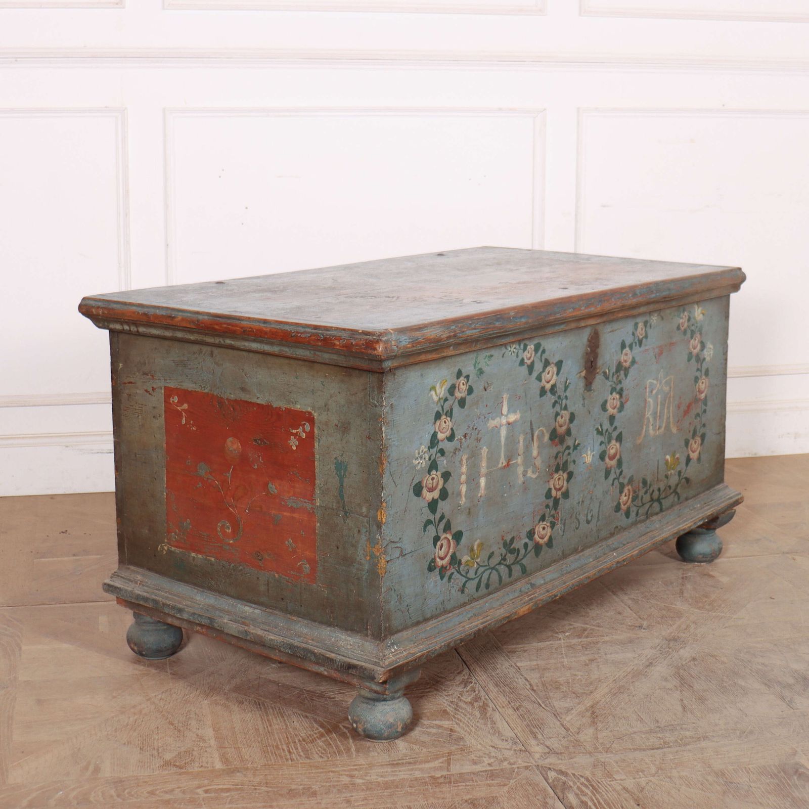Swedish Marriage Chest, 1800s photo 1500.0