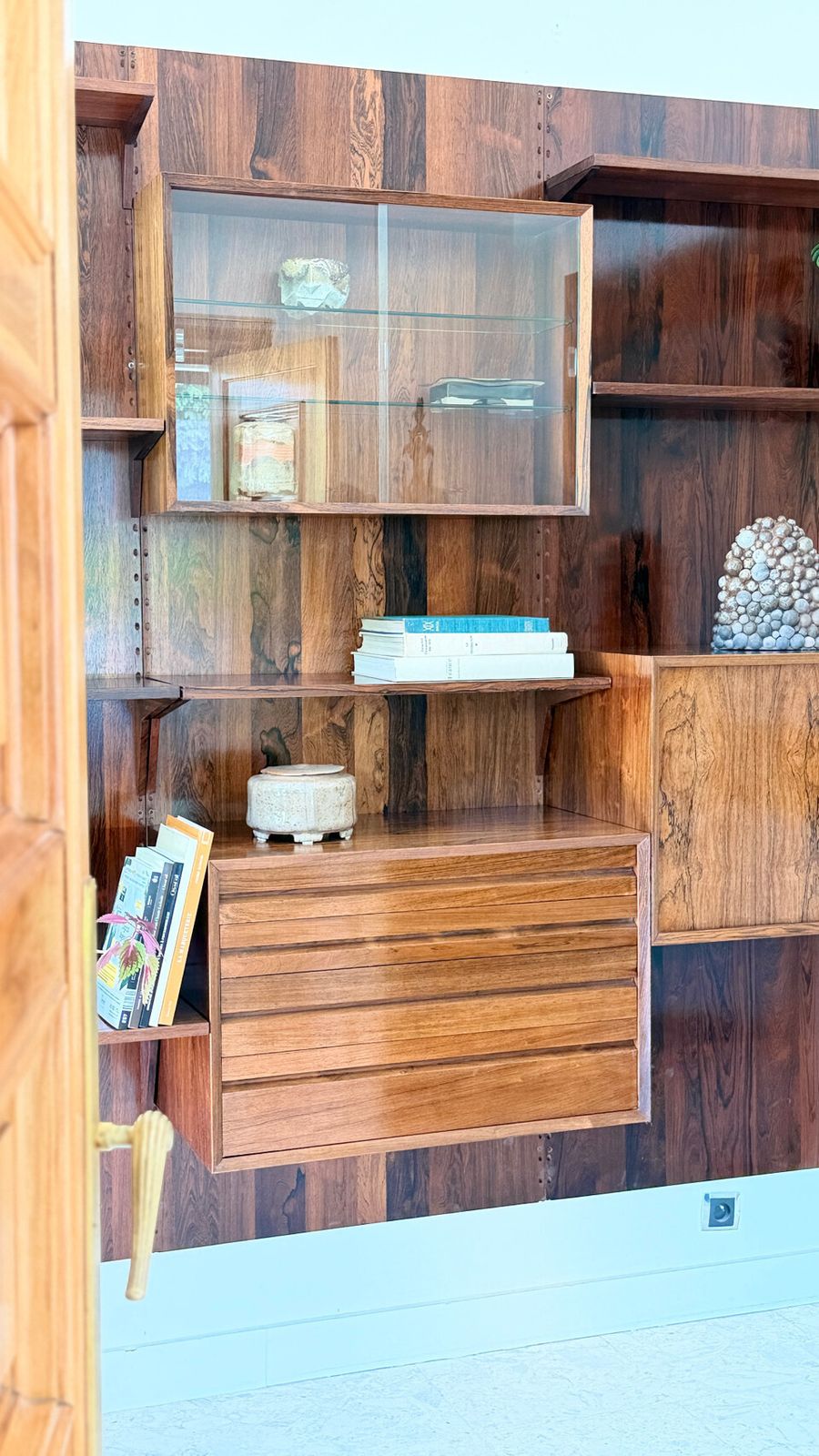 Scandinavian Modular Wall Shelf In Rosewood, Poul Cadovius, 1960s photo vintage