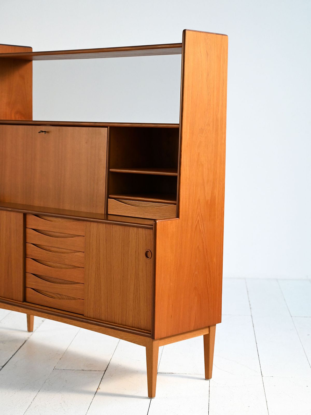 photo furniture Bränntorps schrijfkabinet teakhouten ca. jaren 1950