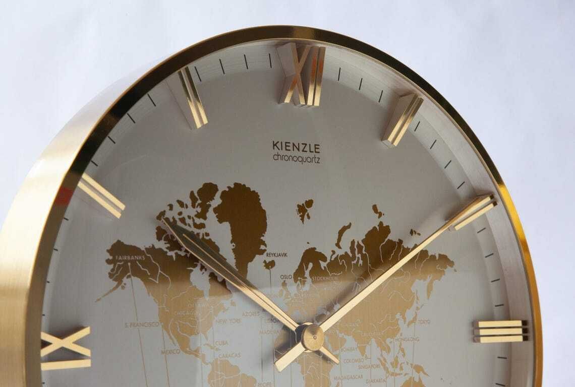 XL Kienzle World Time Clock Duitsland Bureau Tafel Mid-Century Bauhaus Art Deco Stijl Modern MCM Heinrich Möller Kantoor photo for sale