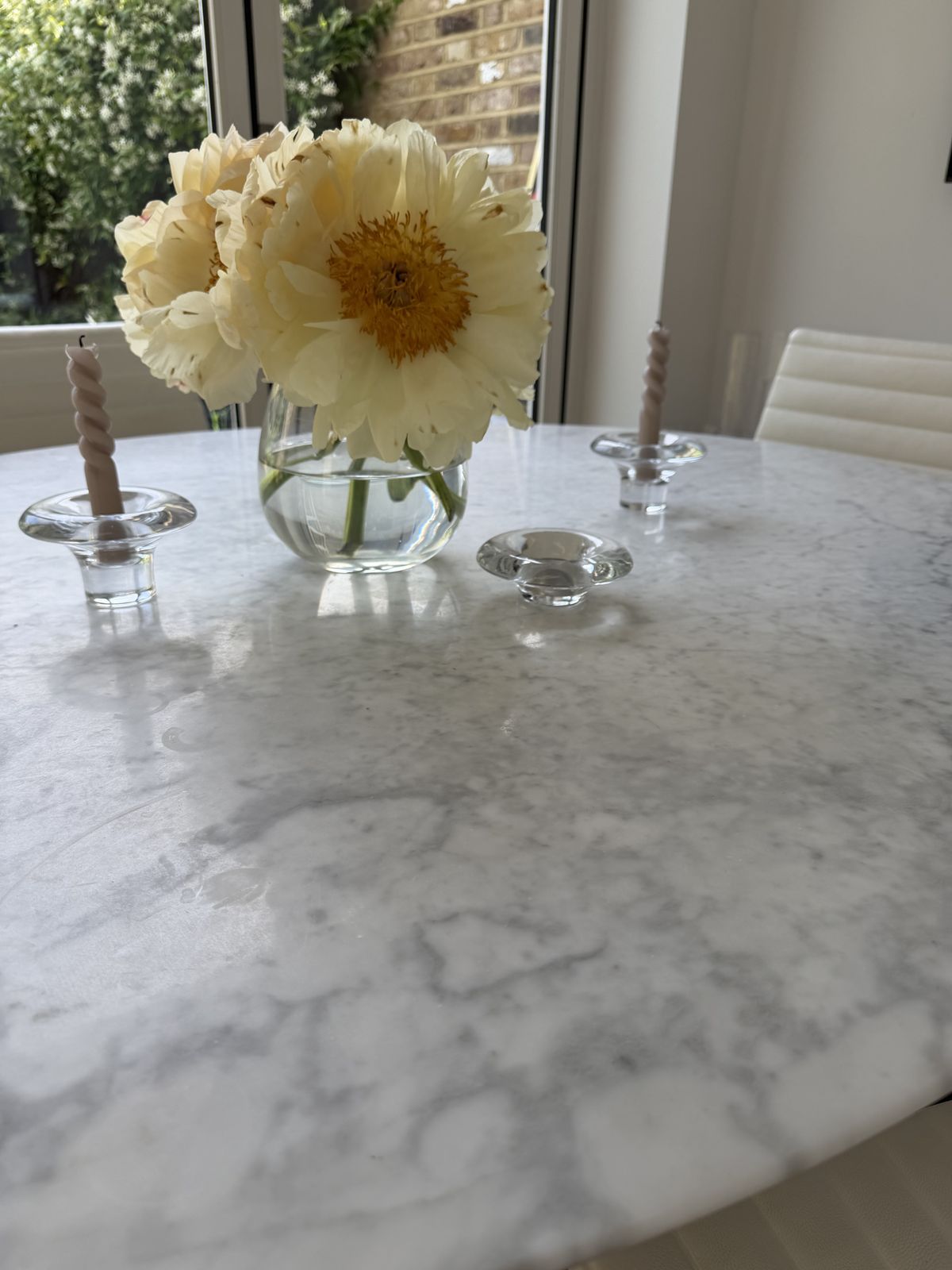 Tulip Table Dining Set photo furniture
