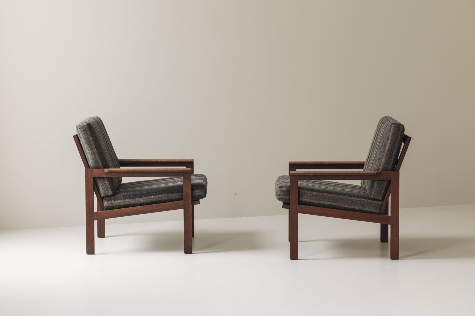 Set van twee fauteuils ontworpen door Illum Wikkelsø voor N. Eilersen, Denemarken 1959. photo for sale
