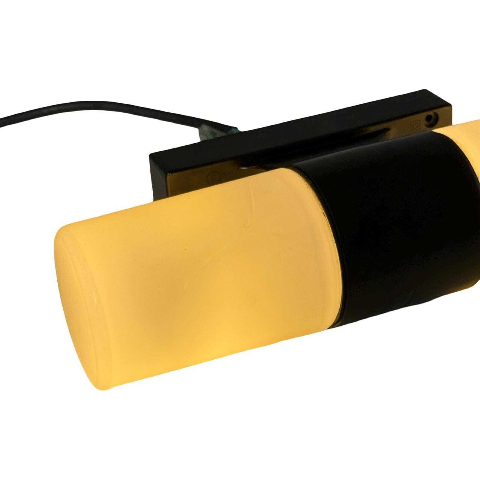 Wandlamp met één lichtpunt | Melkglas en bakeliet | Ca. jaren 1960, Tsjecho-Slowakije photo buy