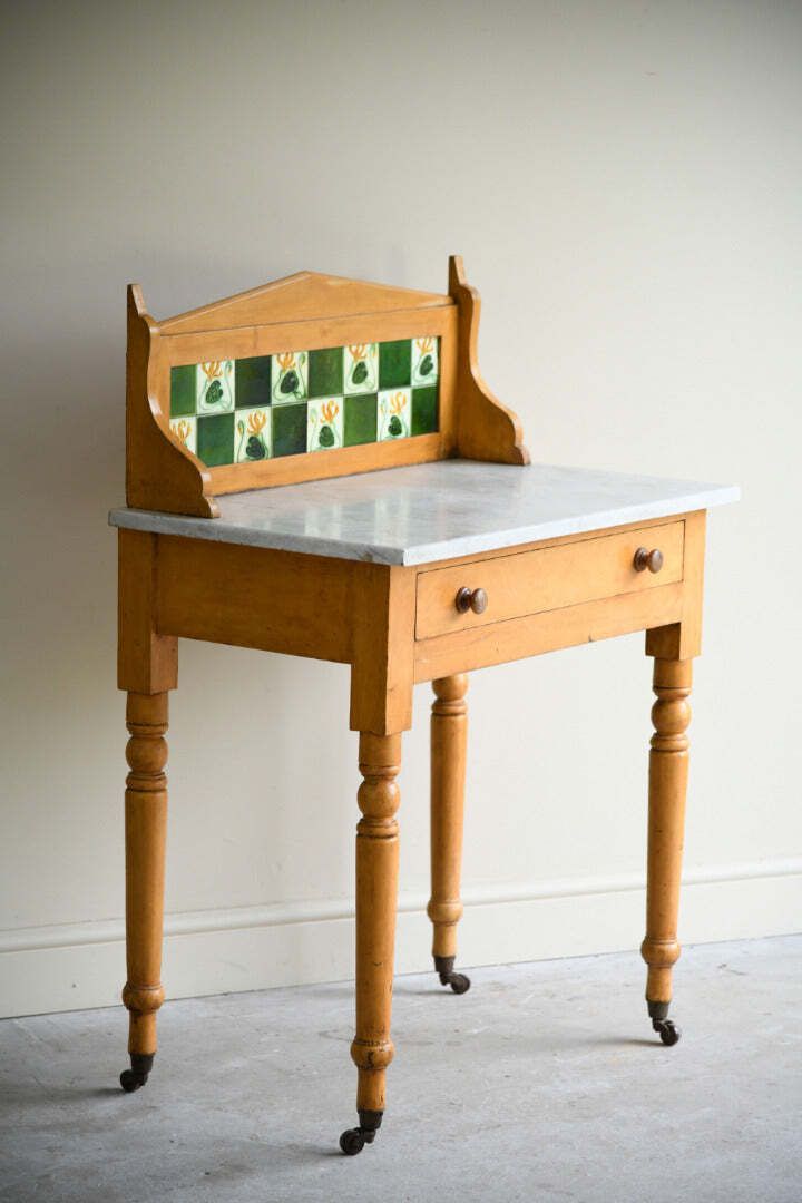 photo furniture Antique Pine Washstand, 1800s
