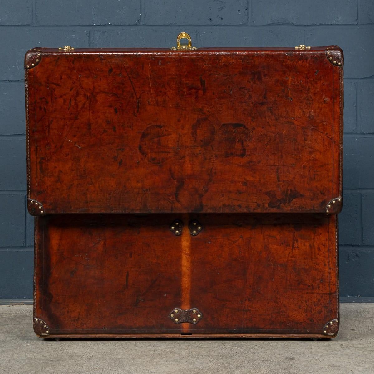 photo furniture Antique 20th Cent Louis Vuitton Courier Trunk In Natural Cow Hide, France C.1900