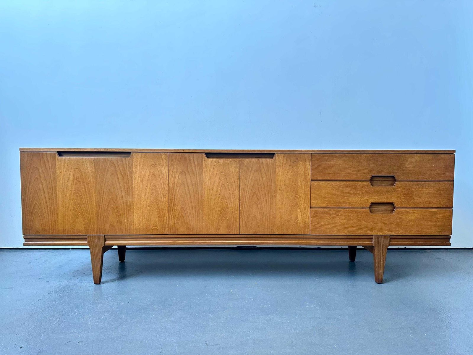 895.0 Vintage 1970s Greaves & Thomas Teak Sideboard. Retro Danish Mid Century Plan photo