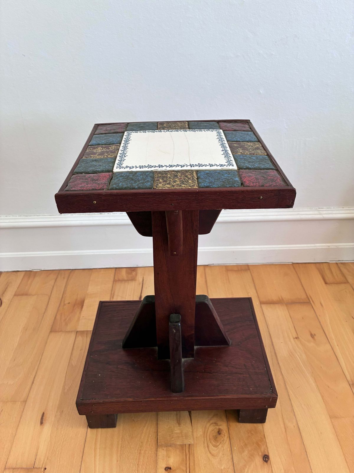 Vintage Arts And Crafts Tile Top Side Table / Plant Stand photo furniture