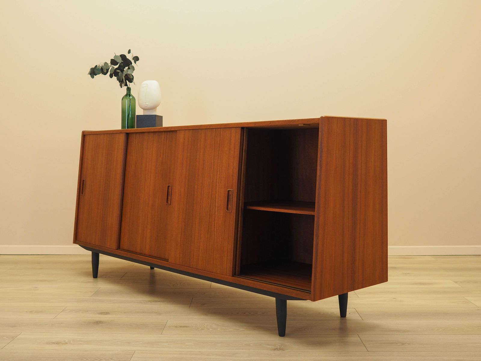 Teakhouten Dressoir, Deens Design, Jaren 1970, Gemaakt In Denemarken photo Meubels