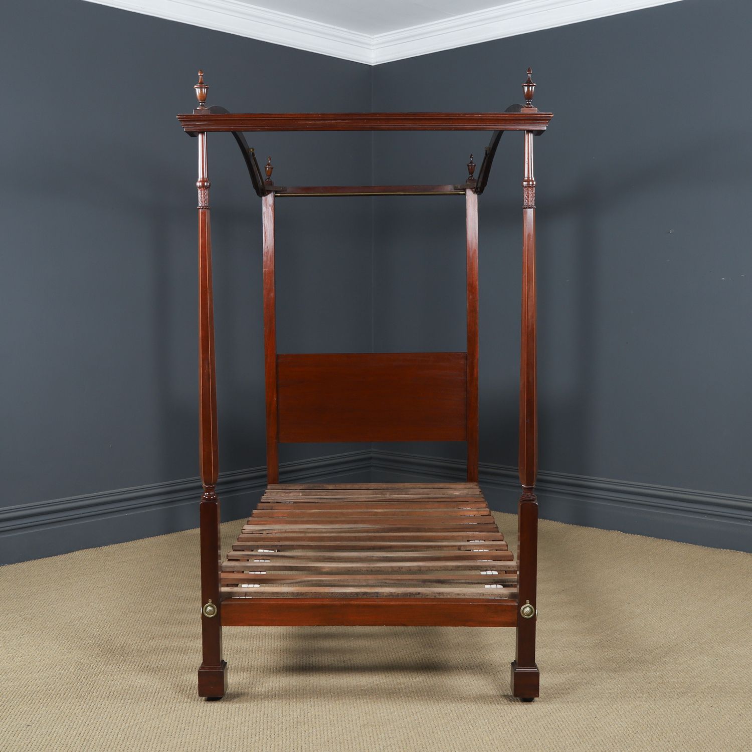 English Edwardian Mahogany 3ft 6” Single Four Post Bed By Heals Of London (Circa 1910) photo Furniture