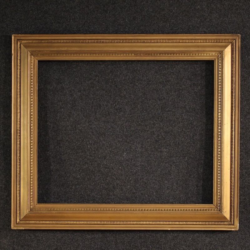 20th Century Italian Gilded Wood And Plaster Frame