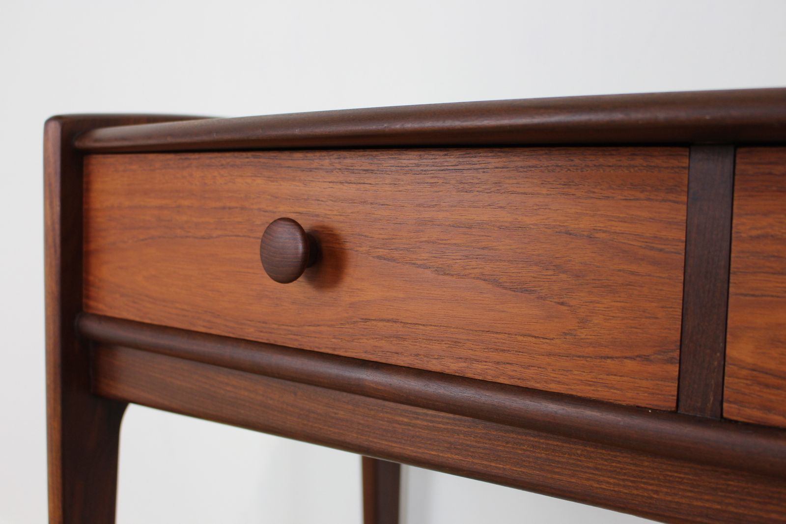 Super Rare A Younger Hall / Console / Writing Table photo 1410.0