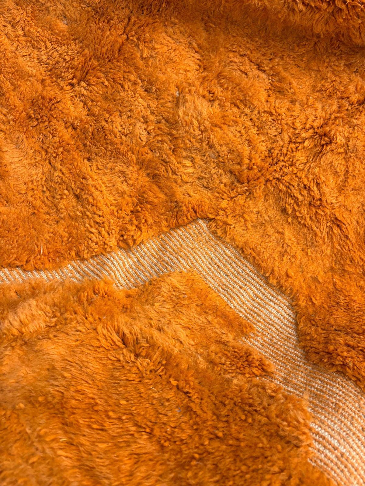 Handgemaakte Marokkaanse Mrirt vloerkleed – Burnt Orange wollen vloerkleed 200x300 cm – Modern getextureerd tapijt – Abstract dessin – Groot woonkamer vloerkleed photo for sale