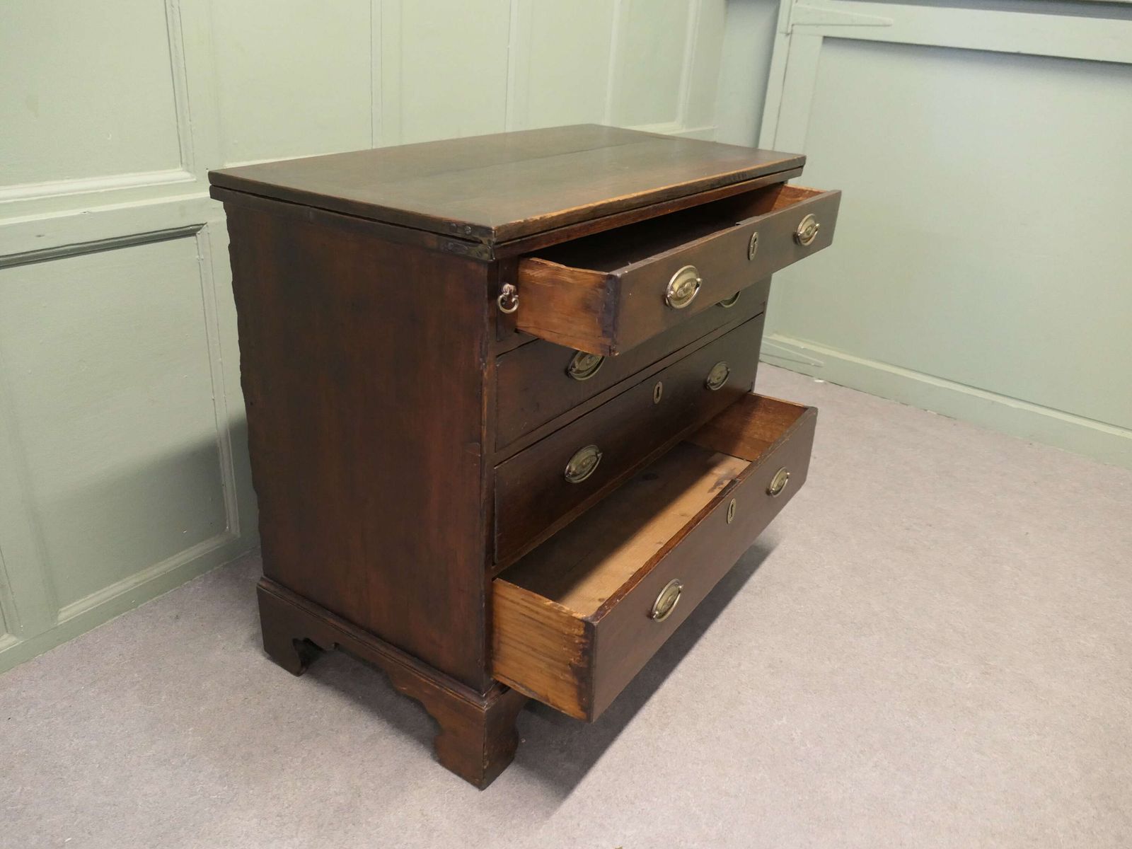 An Attractive Bachelor’s Chest Of Drawers And Supper Table photo vinterior