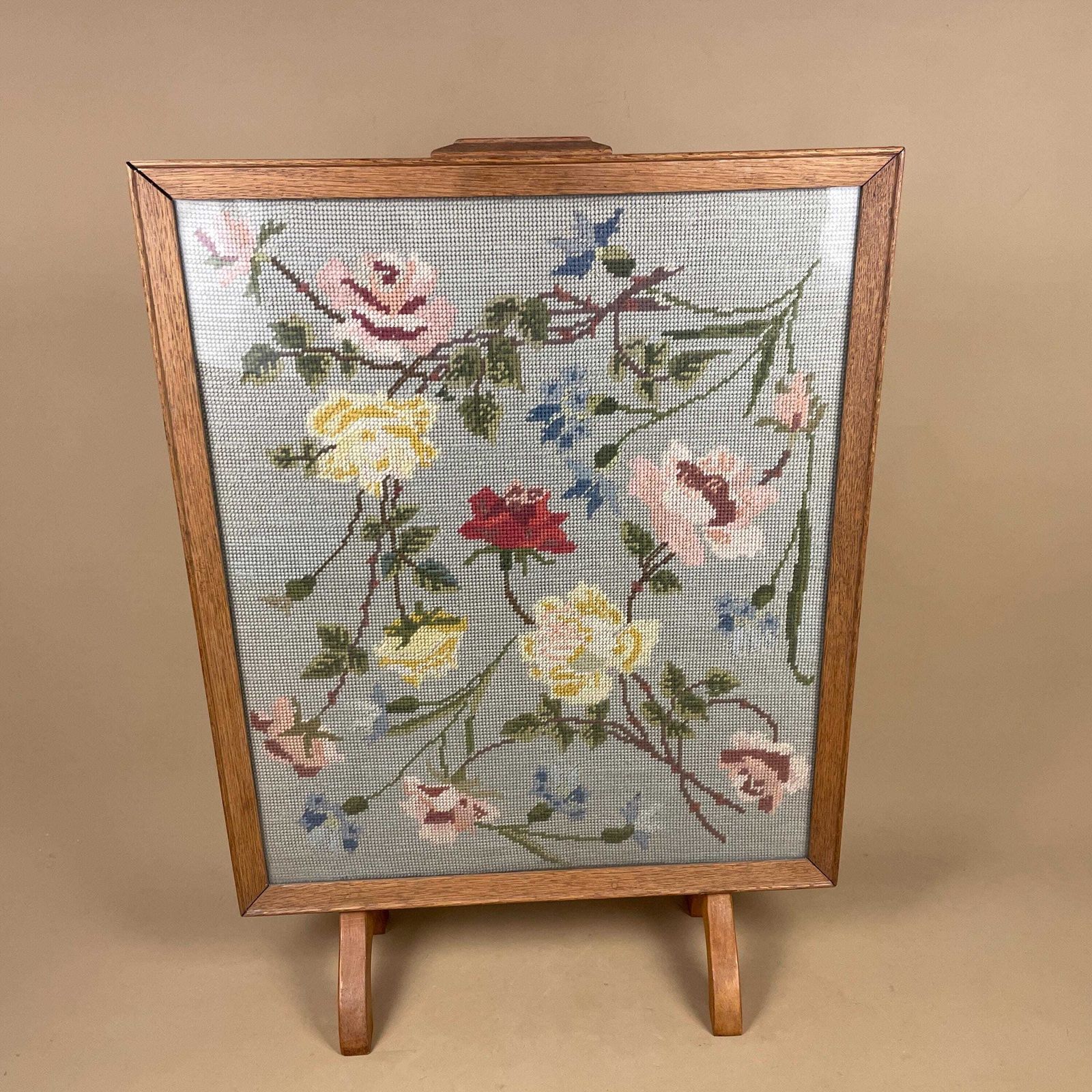 photo furniture Embroidered Fire Screen Wooden Frame Floral Fabric Panel Country House Needlework Arts And Crafts Fireplace Fireguard Antique Victorian Blue
