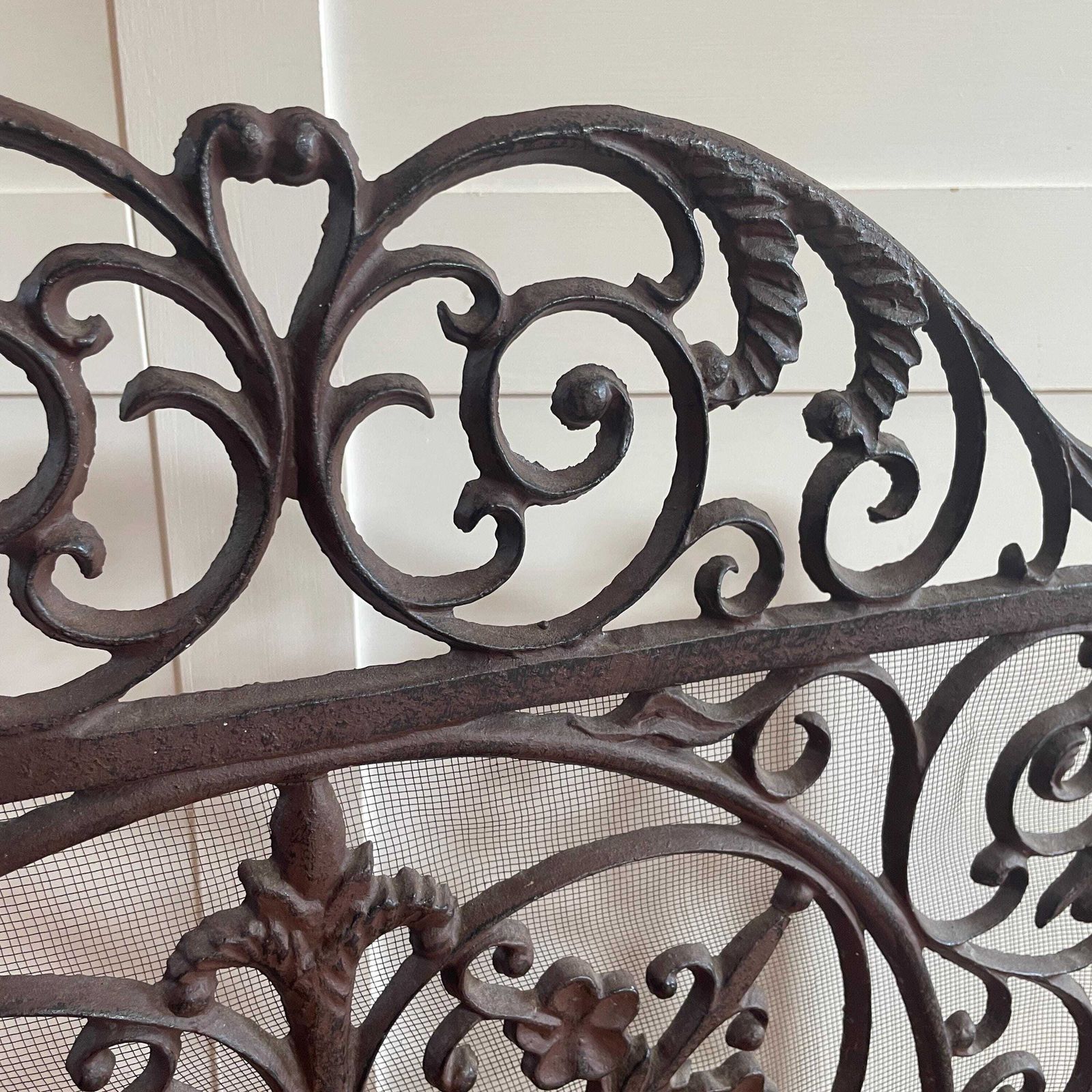 155.0 Antique Fireguard Fireplace Screen Metal Cast Iron Black Vintage Fire Guard Victorian Ornate Freestanding Patterned Rectangle Heavy Wrought photo