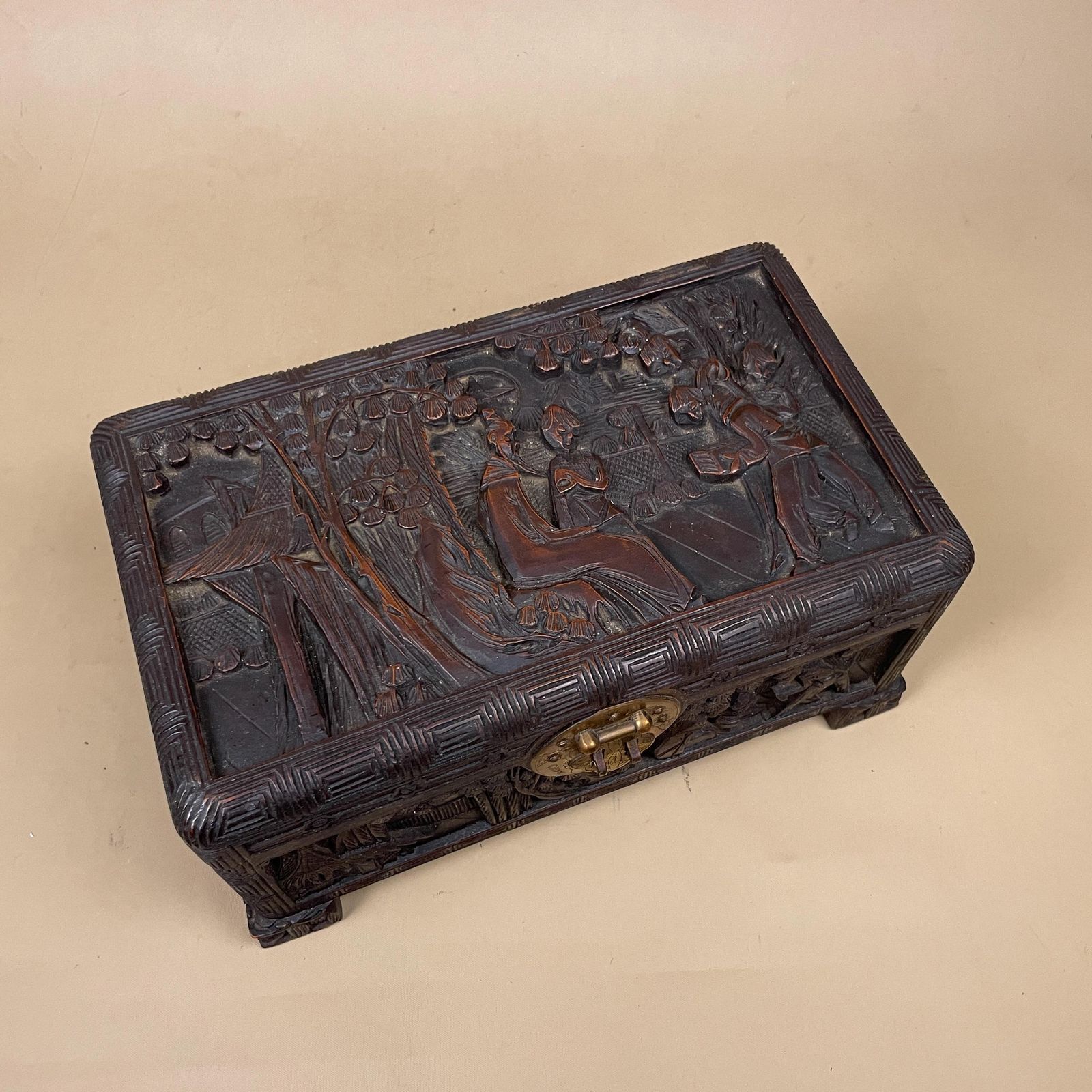 Oriental Wooden Box Trinket Jewellery Storage Keepsake Brown Wood Gold Brass Lock And Key Metal Trims Rectangle Antique Carved Pattern photo buy