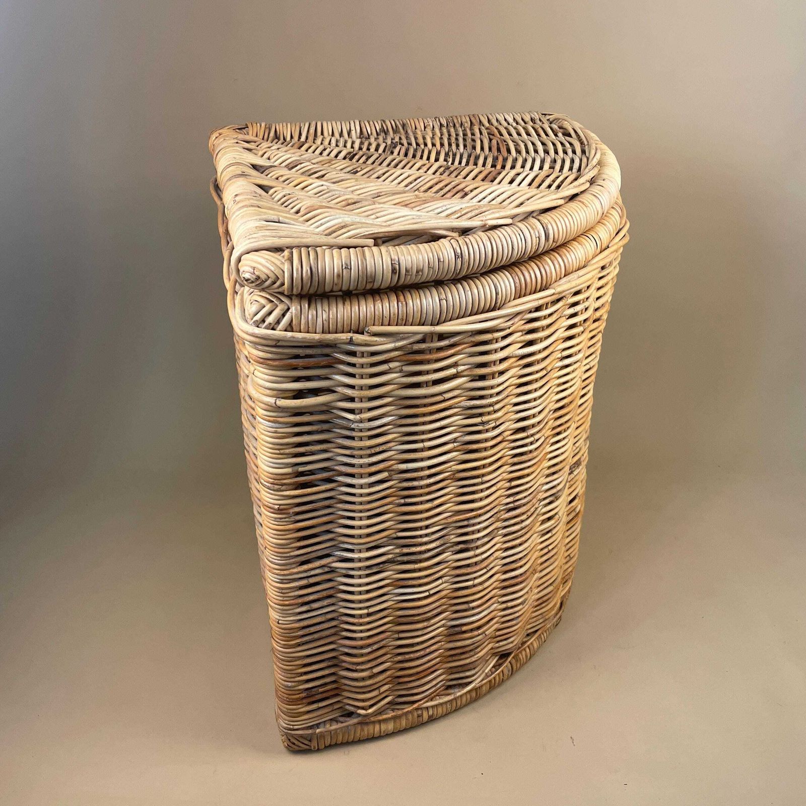 Vintage Corner Triangle Basket Woven Wicker Brown Antique Storage Farmhouse Cottage Decor Laundry Log Wood Large Lidded Lid photo furniture