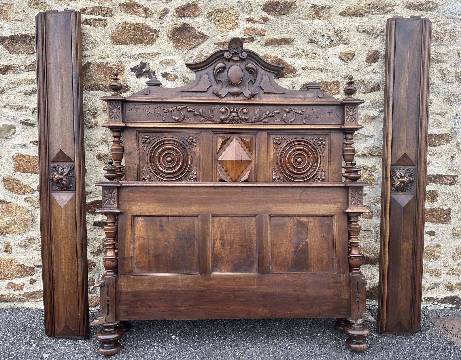 photo vinterior Antique French Bedroom Suite   Bed, Armoire, Bedside Tables