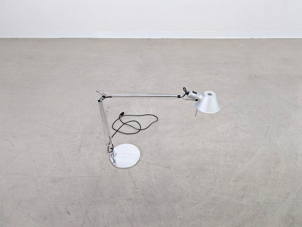 Lampe de table Artemide Tolomeo, classique du design - lot de 10 photo for sale