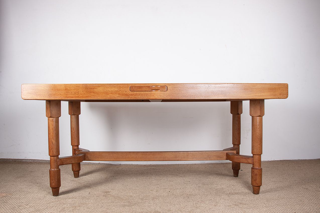 Grande table à manger extensible, 320 cm, en chêne, par Guillerme et Chambron pour Votre Maison, 1960. photo furniture