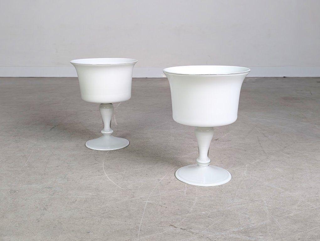 Set Van 2 Vazen, Bokalen, Glazen, Wit, Mid Century, Matglas, Vintage Jaren 1970 photo 99.0