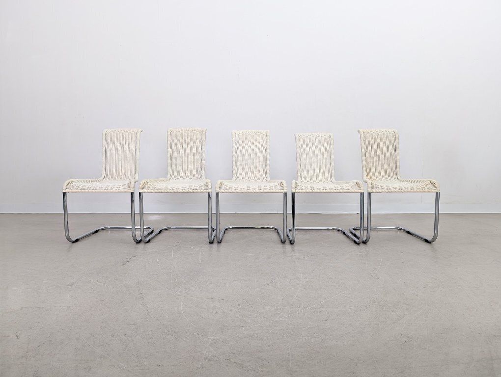 Lot de 5 chaises cantilever Tecta B20 beige clair, par Jean Prouvé photo Mobilier