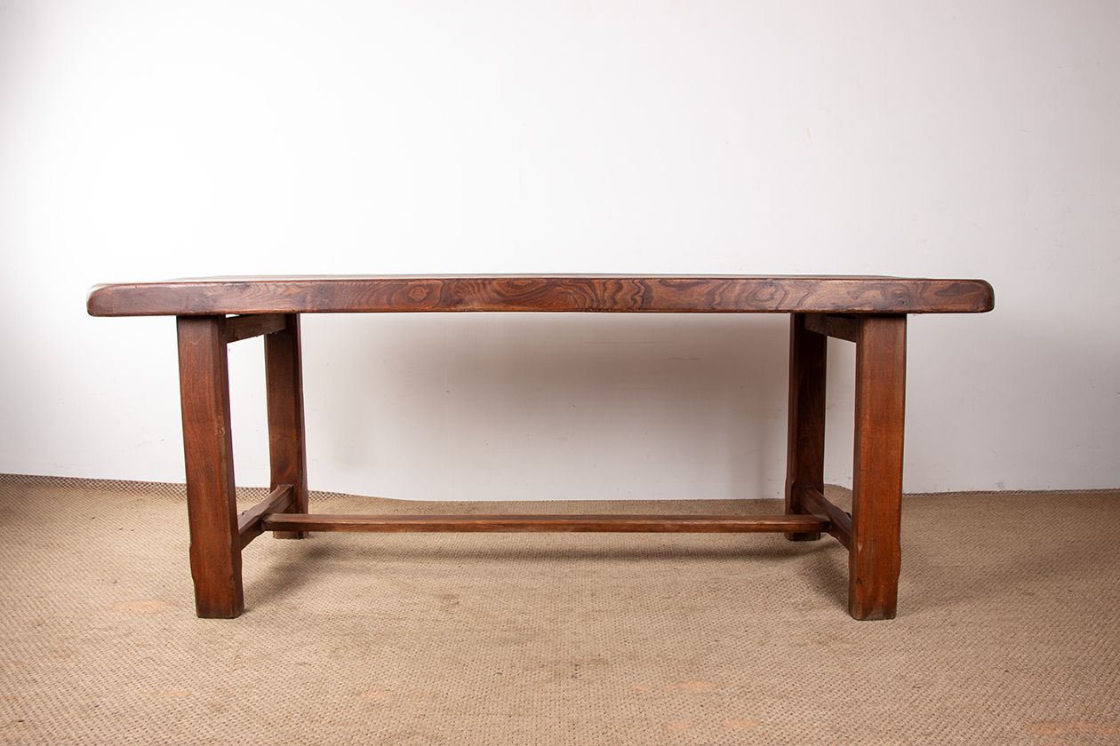 Grande table à manger brutaliste en orme massif, dans le style de Olavi Hanninen, 1960. photo furniture