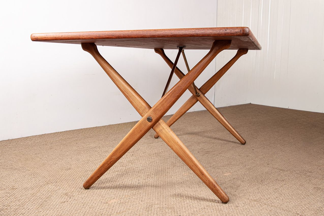 photo for sale Danish Dining Table In Solid Teak And Beech And Brass, Model At 303 By Hans Wegner For Andreas Tuck 1960.