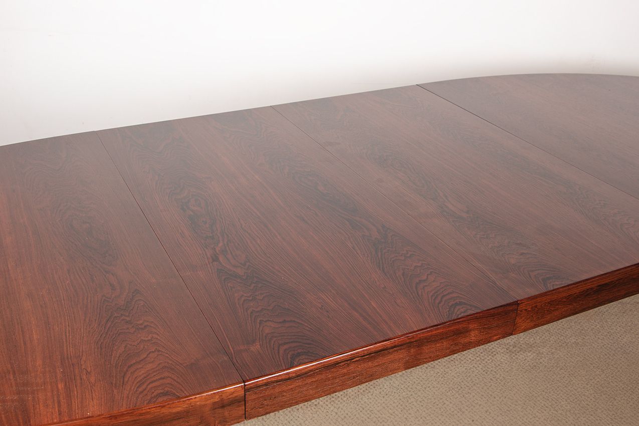 photo vinterior Large Oval, Extendable Danish Rosewood Dining Table By Harry østergaard For Randers Mobelfabrik 1960.