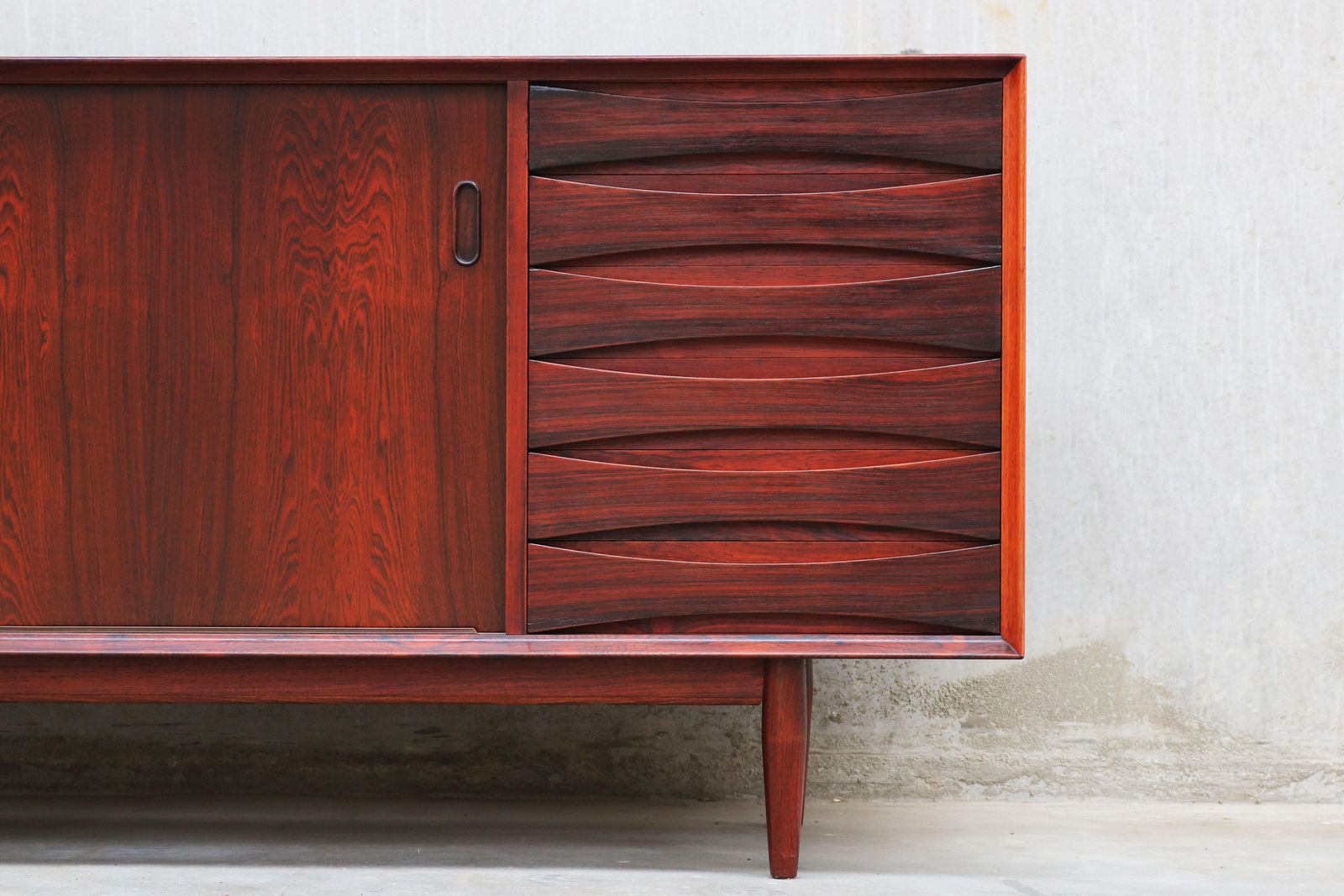 photo vintage Rare Danish Design Model: Os29 Sideboard By Arne Vodder For Sibast Rosewood 1950
