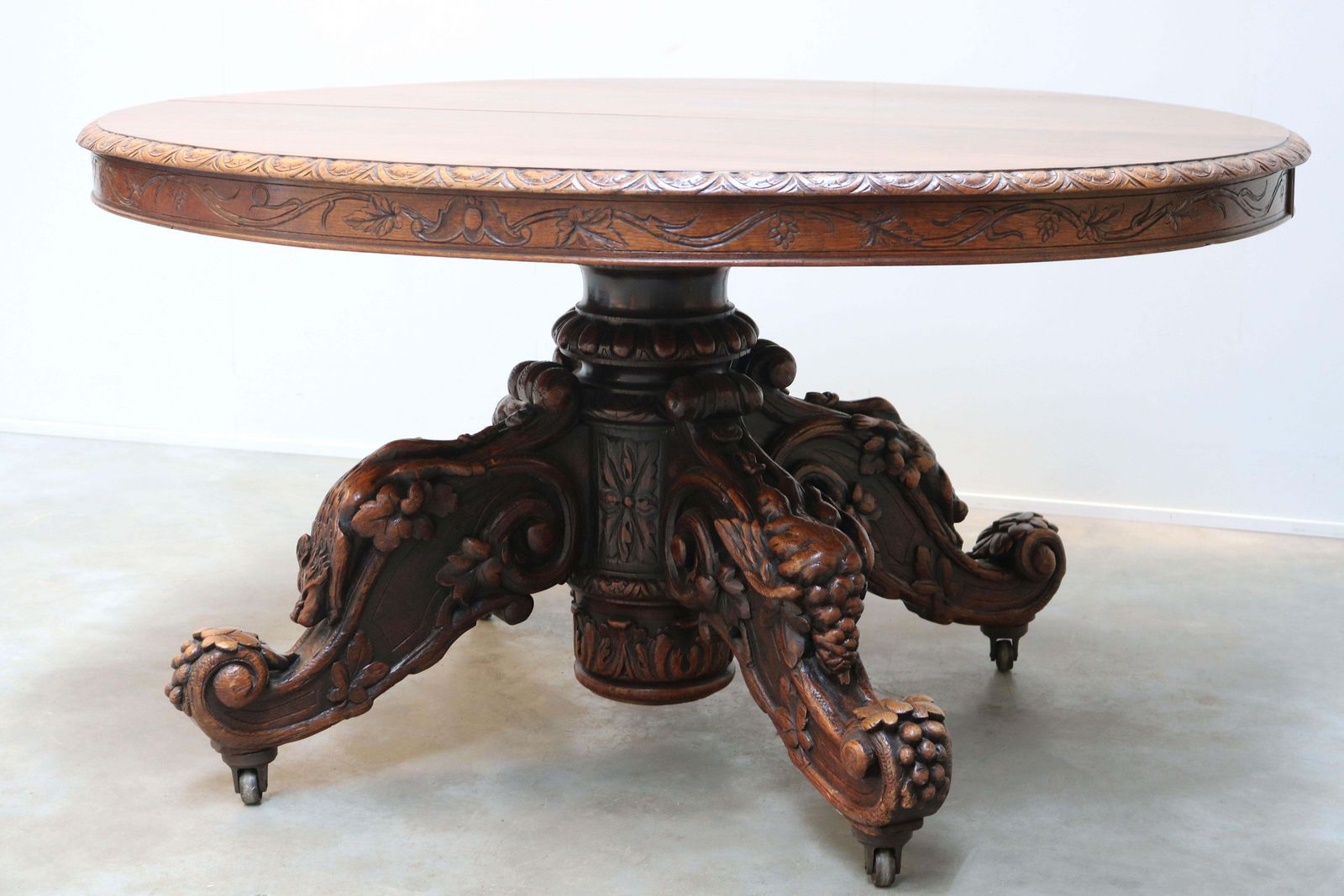 Table à manger ovale de chasse d'époque, chêne, style Forêt-Noire, XIXe siècle photo for sale