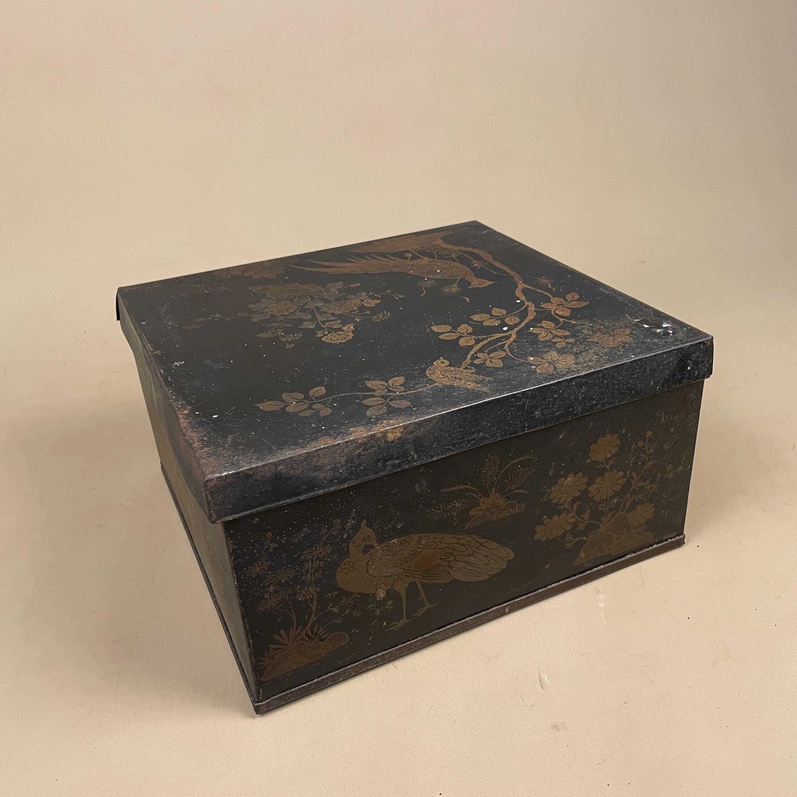 Oriental Metal Tin Box Black Gold Bird Keepsake Storage Box Chinoiserie Style Decorative Home Accent Vintage photo vintage