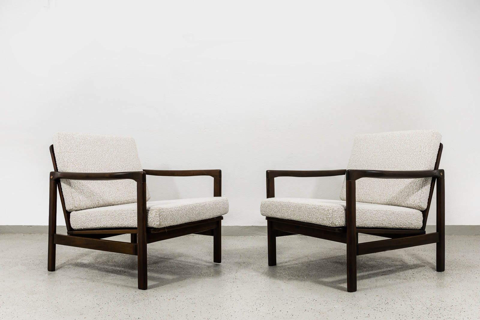 Vintage Club Chairs By Zenon Bączyk, 1960's, Set Of 2 photo for sale