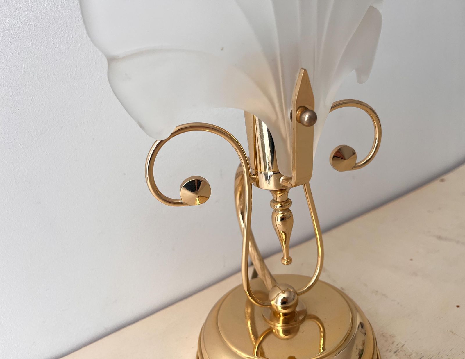 Vintage Glass Shell Desk Lamp, Midcentury Italian Lighting photo buy
