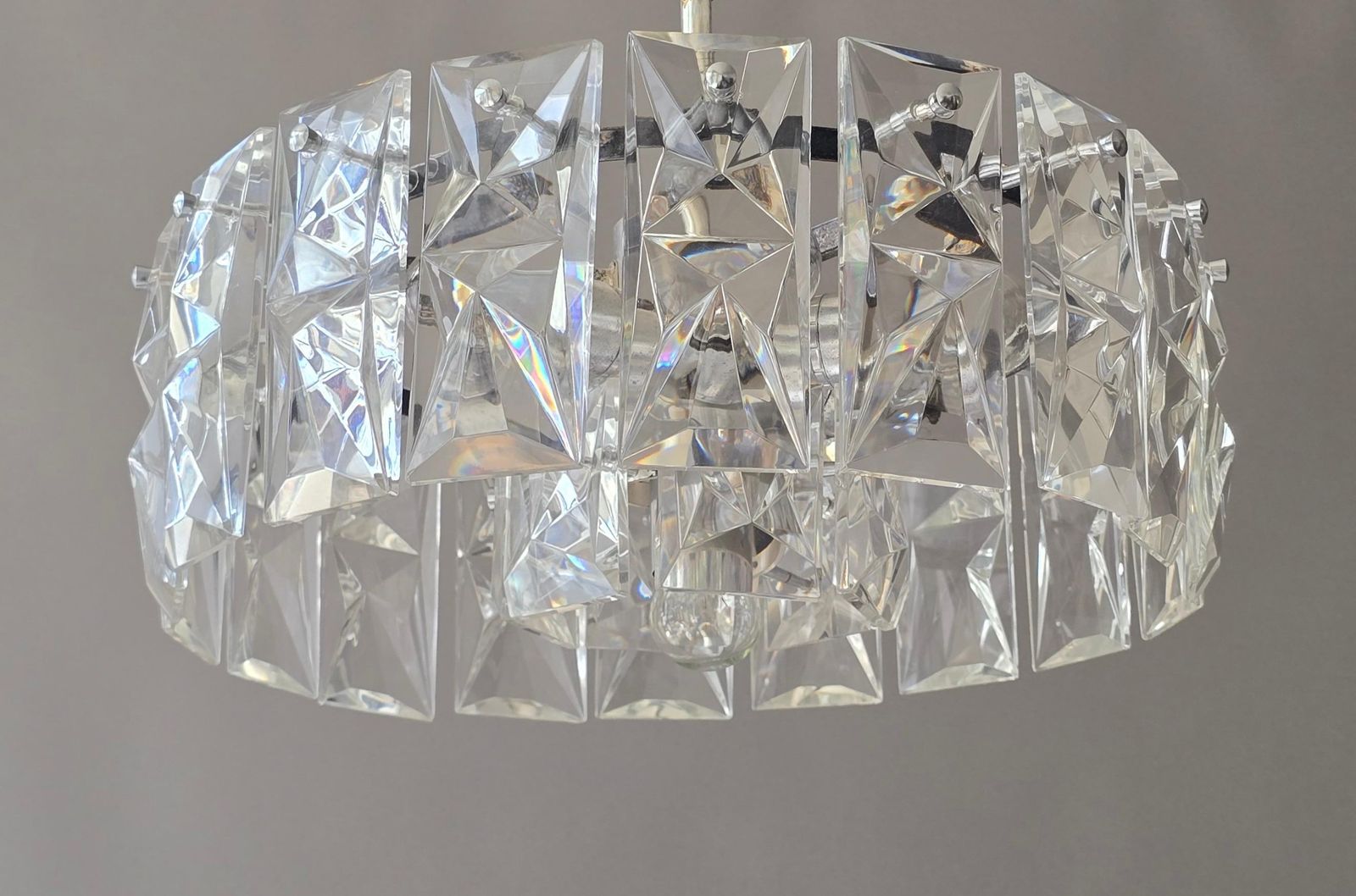 1970s Faceted Crystal Glass Flush Mount Ceiling Light 7 Lights photo vinterior