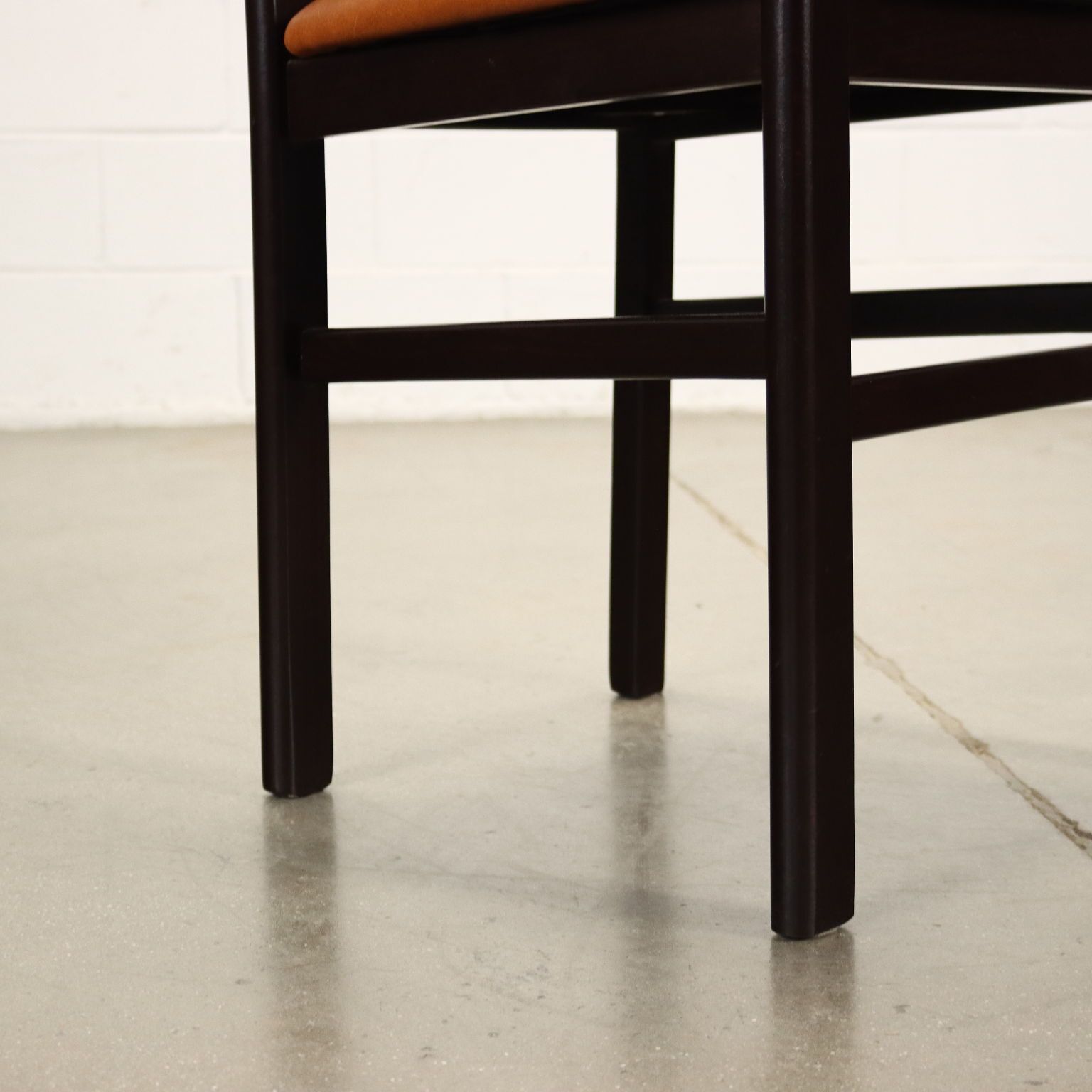 Set van 4 stoelen, gebeitst beukenhout, Italië, jaren 1970-1980 photo vinterior