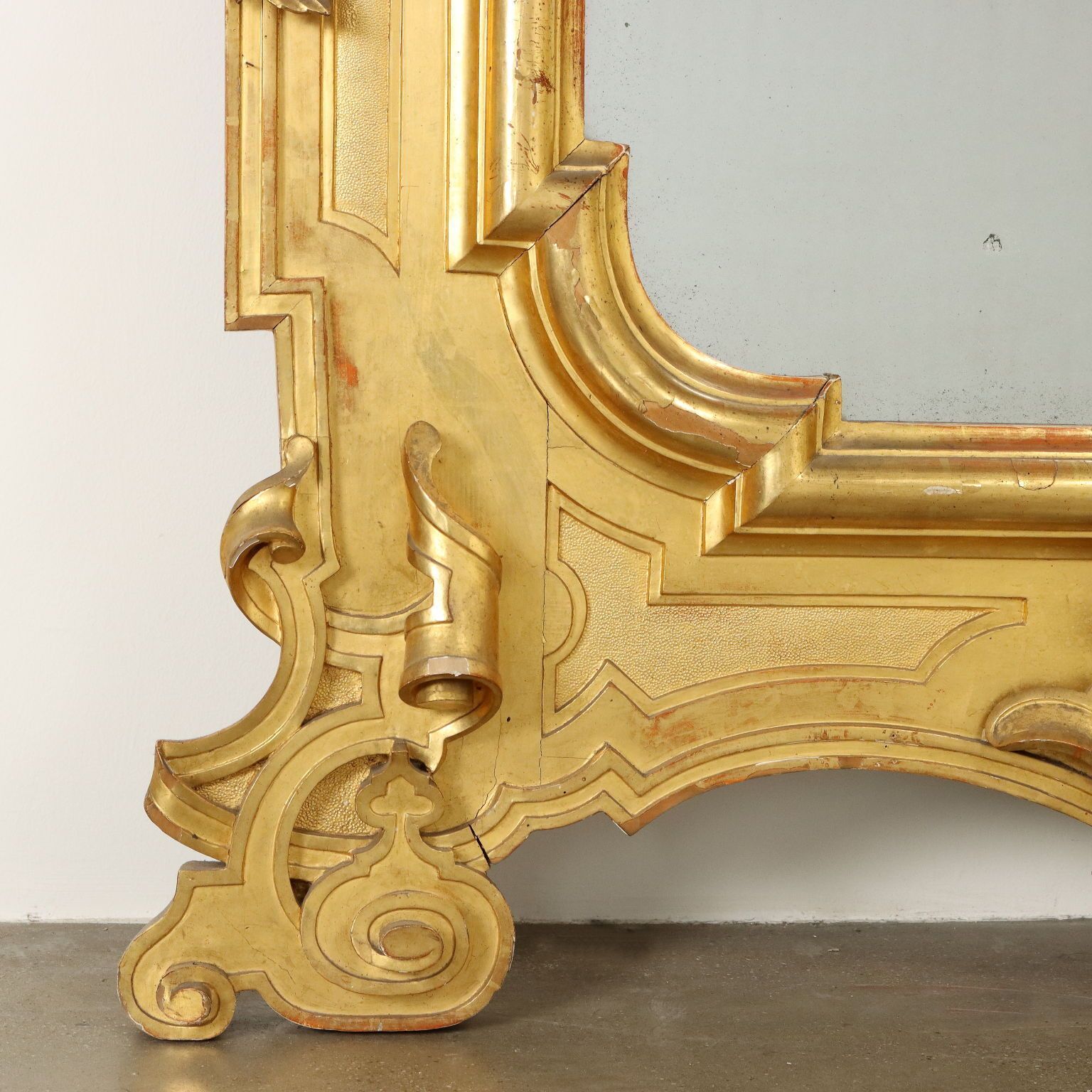 photo for sale Grand miroir d'époque Umbertino en pin suisse, Italie, XIXe siècle