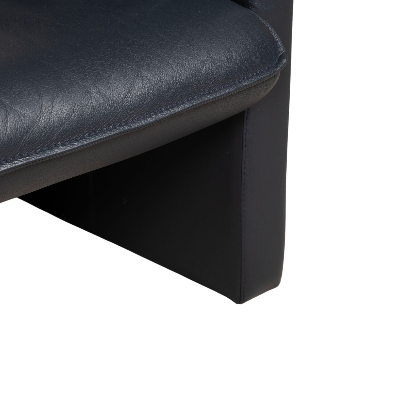 Leolux leren driezitsbank – donkerblauw photo Meubels