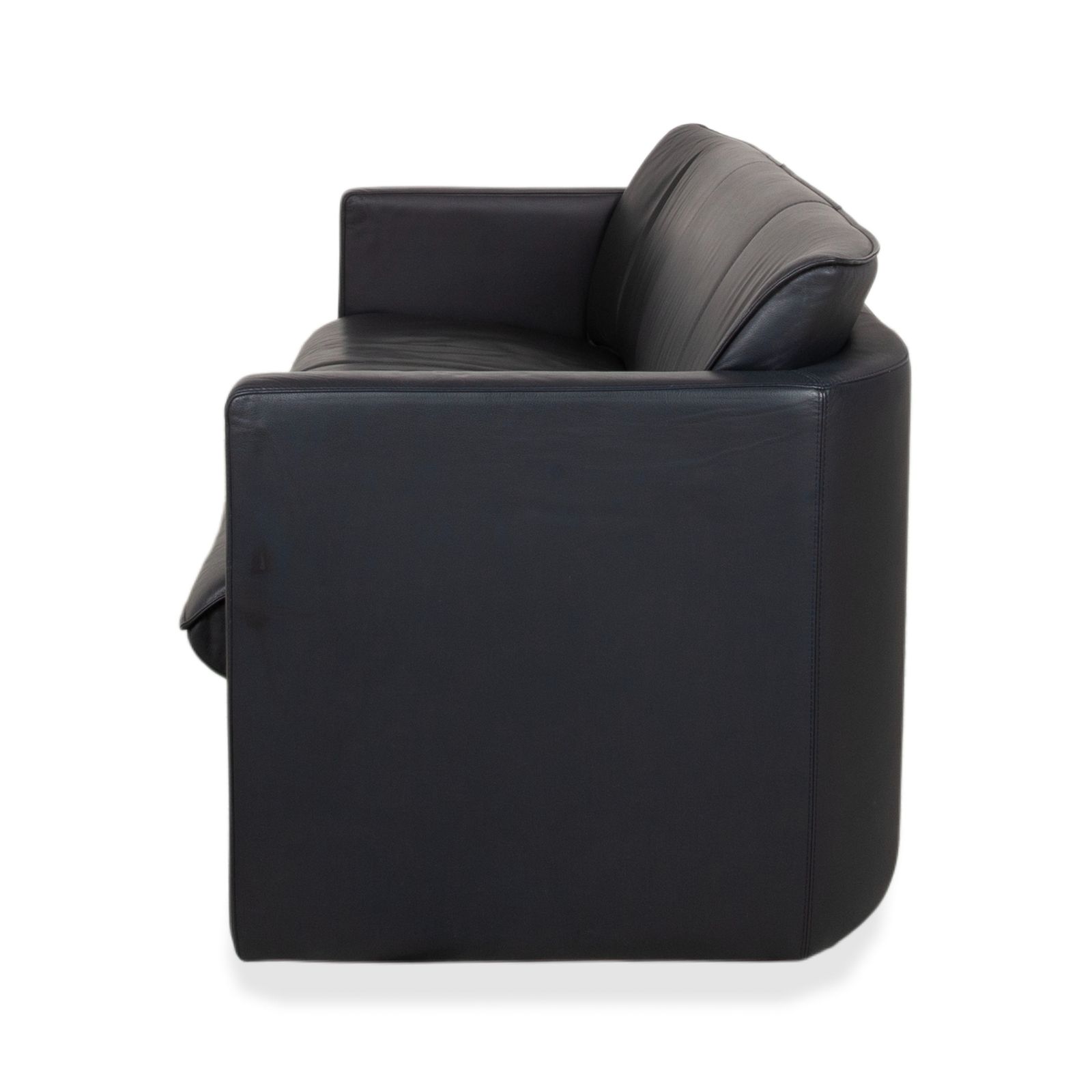 Meubels Leolux leren driezitsbank – donkerblauw photo
