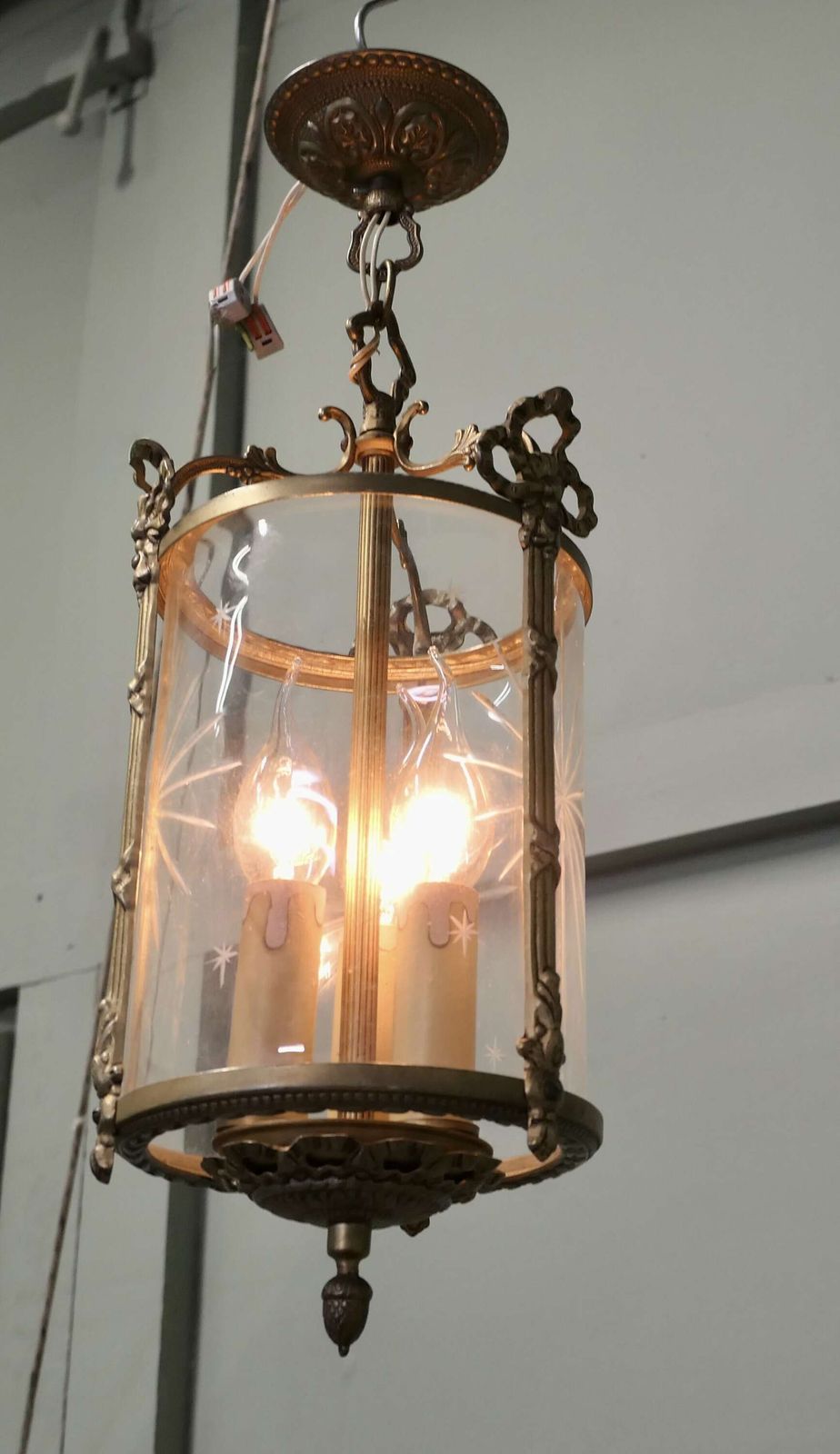 Delightful Art Deco Brass And Star Etched Glass Lantern Delightful Art Deco Brass And Star Etched Glass Lantern Delightful Art Deco Brass And Star Et. photo 540.0