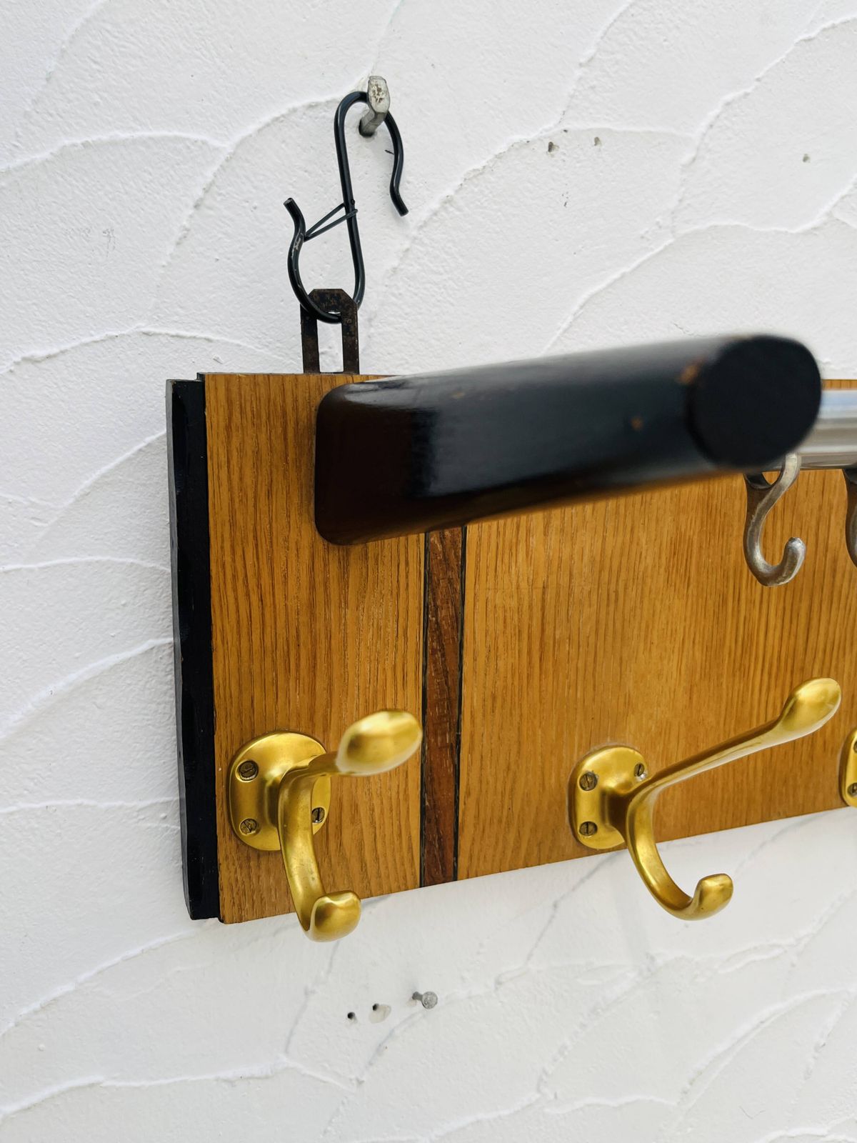 Vintage Teakhouten Wandkapstok met Spiegel photo Meubels