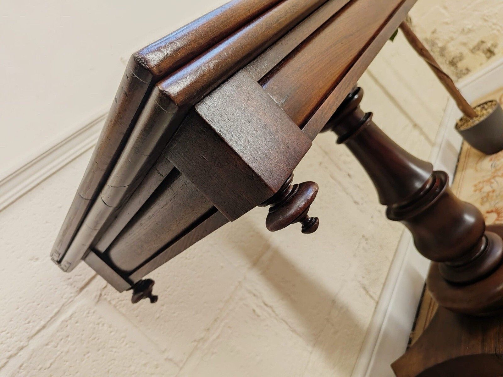 Victorian Mahogany Flip Top Tea Table photo 320.0