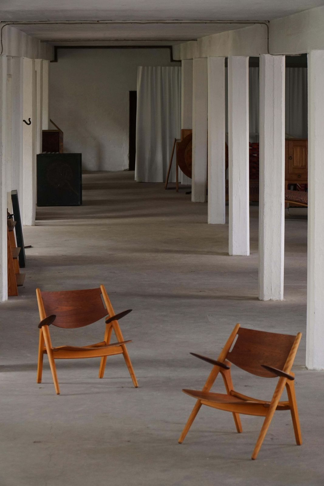 Pair Of Ch28 Armchairs By Hans J. Wegner, Danish Mid Century Design, 1951 photo vinterior