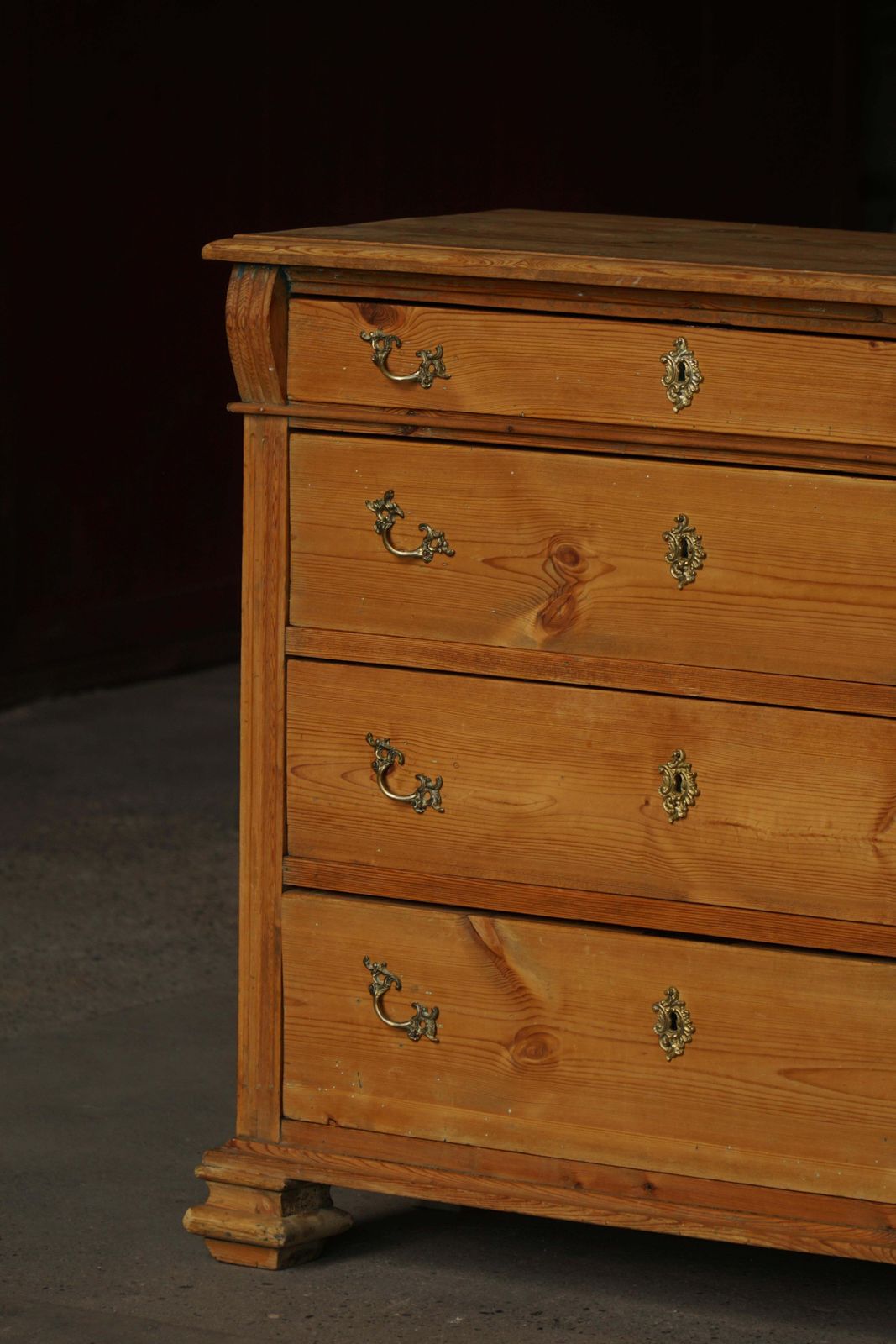 Antique Danish Chest Of Drawers In Pine, Early 20th Century photo 1960.0