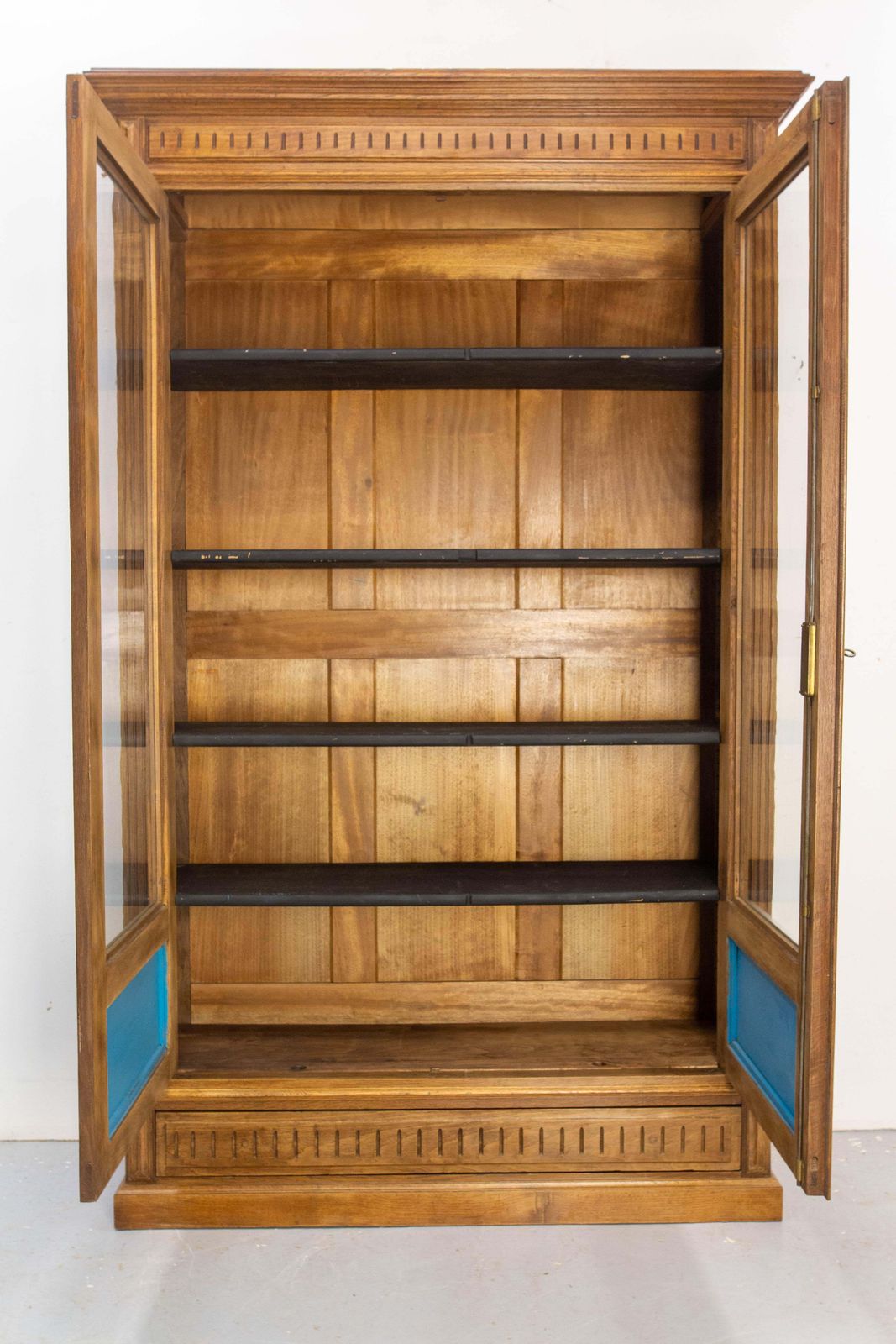 Bibliothèque vitrine de style Henri II en chêne, XIXe siècle photo 2495.0