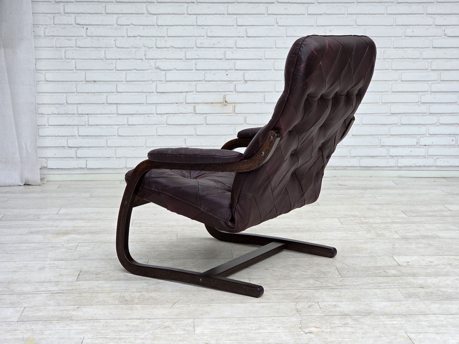 photo buy 1970s, Scandinavian Armchair, Brown Furniture Leather, Bent Wood.